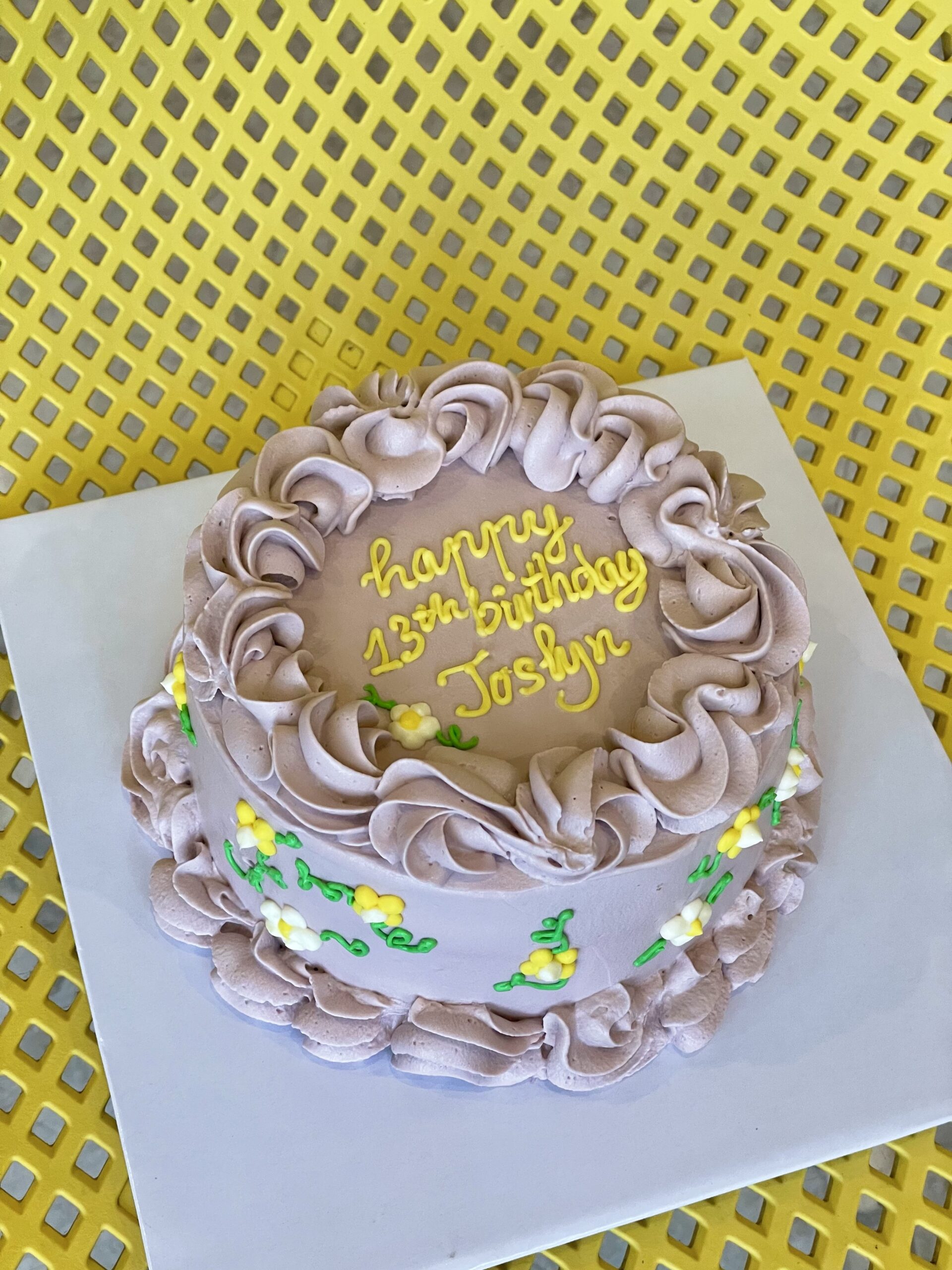 customized birthday cake